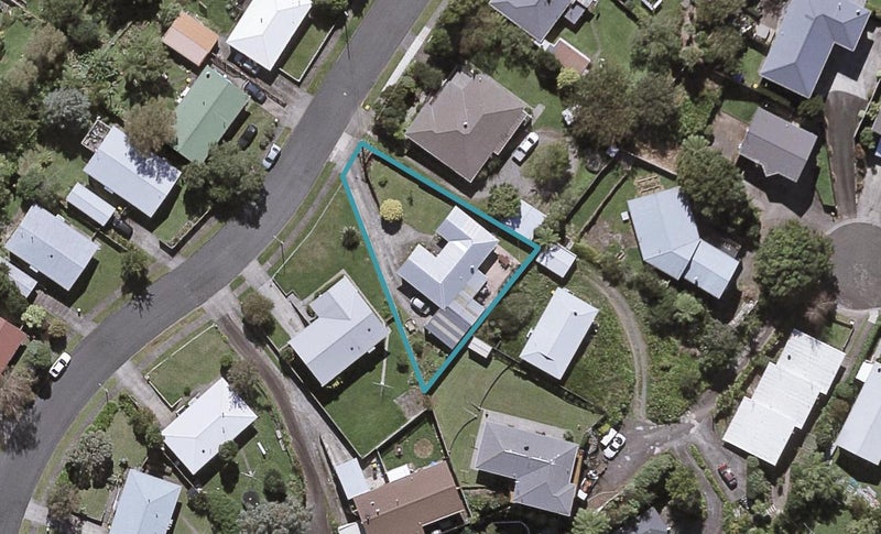 31 Penrith Street, Westown, New Plymouth - Carousel 1