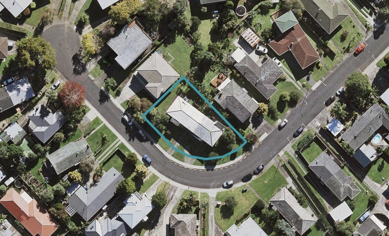 1/35 Evelyn Place, Hillcrest, Auckland - Carousel 1
