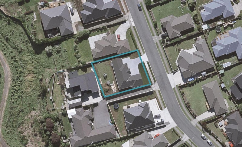 24 Jules Crescent, Bell Block, New Plymouth - Carousel 1