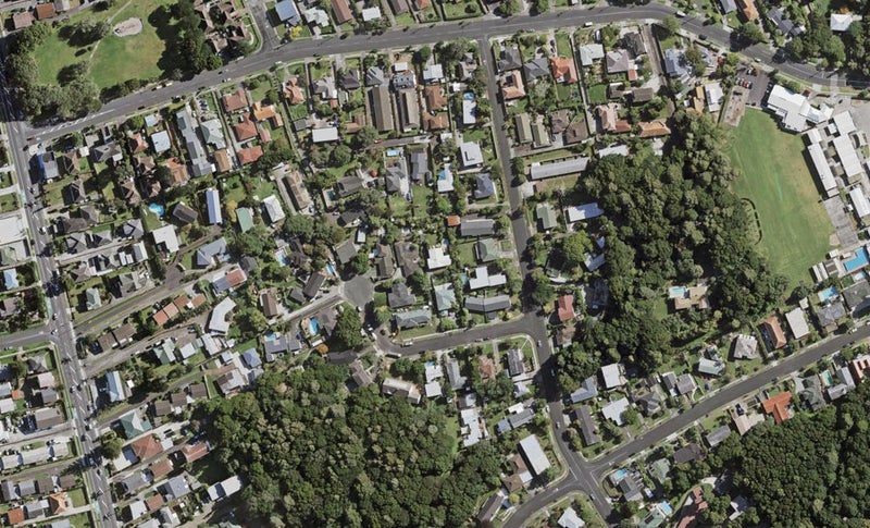 3 Freshney Place, Hillpark, Auckland - Carousel 1