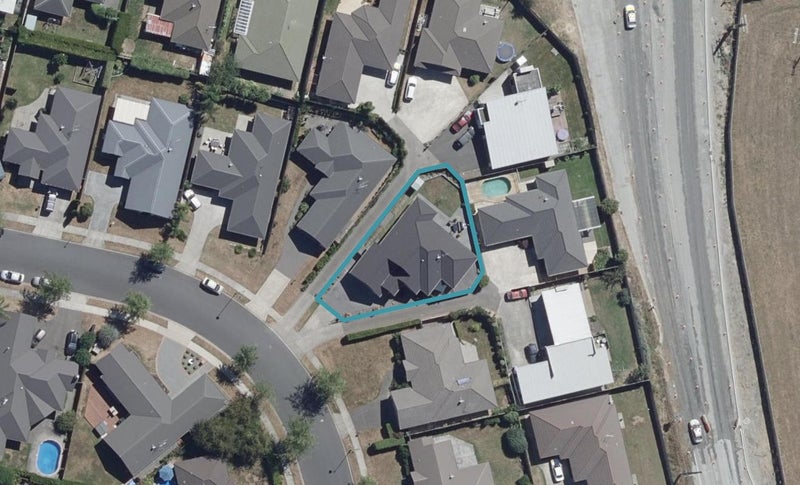 19 Wiltshire Drive, Huntington, Hamilton - Carousel 1