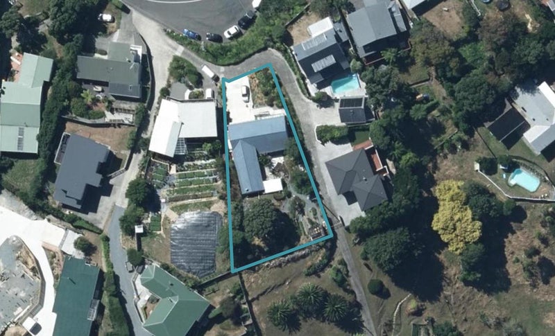 64 Kahu Road, Paremata, Porirua - Carousel 1