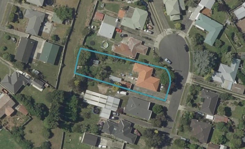 11 Norwich Place, Awapuni, Palmerston North - Carousel 1