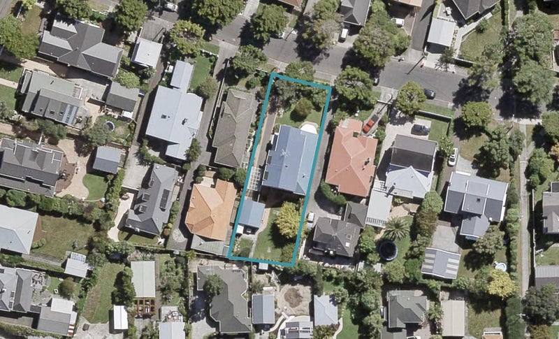 22 Totara Crescent, Woburn, Lower Hutt - Carousel 1