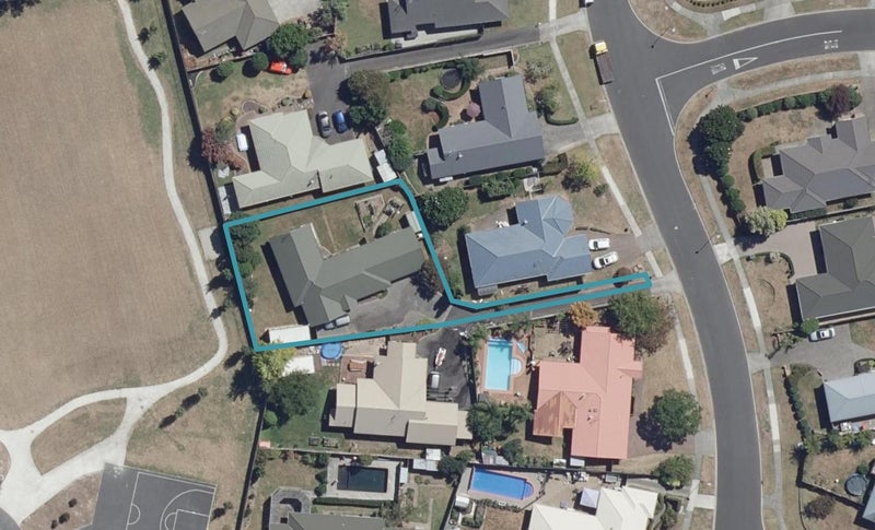19 Spinnaker Drive, Flagstaff, Hamilton - Carousel 1