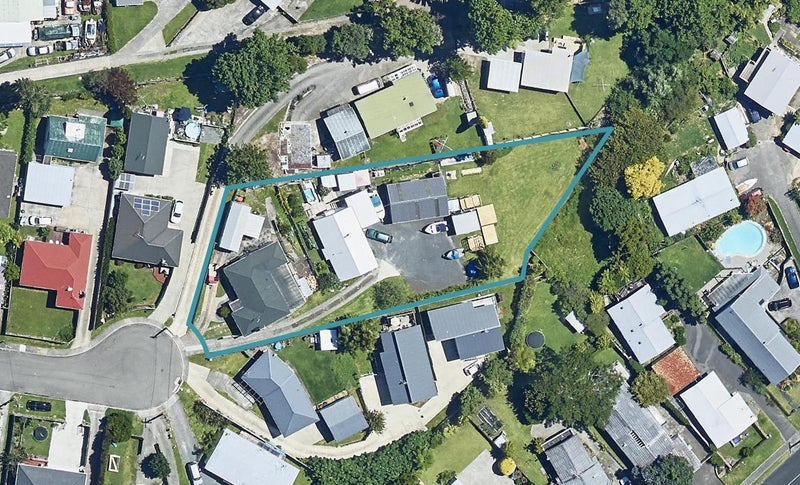 16 Canberra Place, Bellevue, Tauranga - Carousel 1