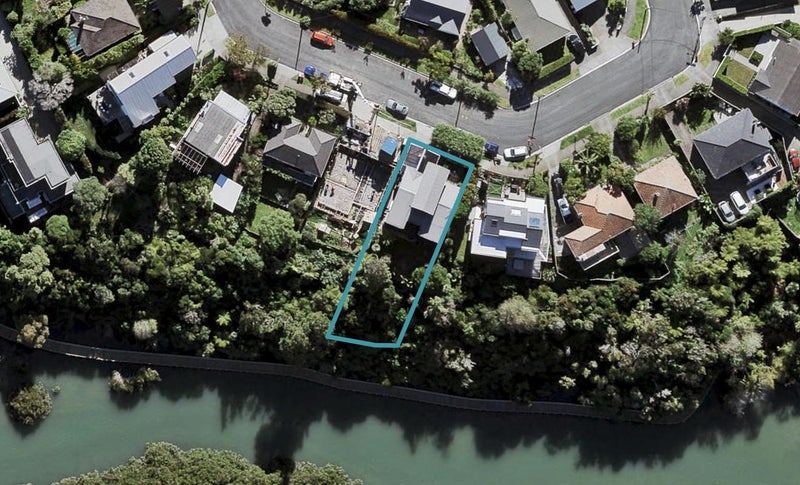 32 Sunny Brae Crescent, Westmere, Auckland - Carousel 1
