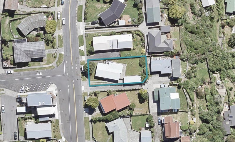 274 Dowse Drive, Maungaraki, Lower Hutt - Carousel 1