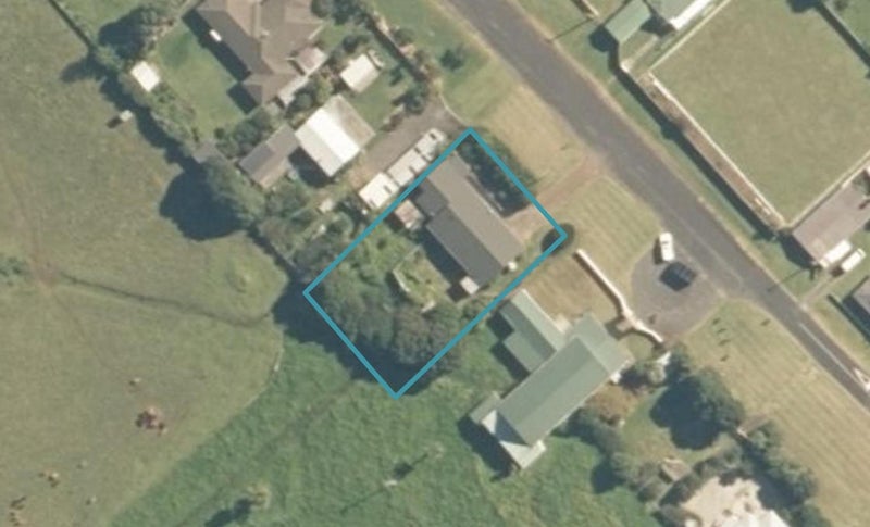 6 Briscoe Street, Mokau - Carousel 1