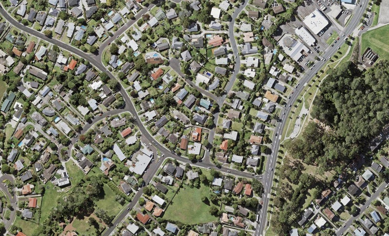 8C Catalina Crescent, Forrest Hill, Auckland - Carousel 1