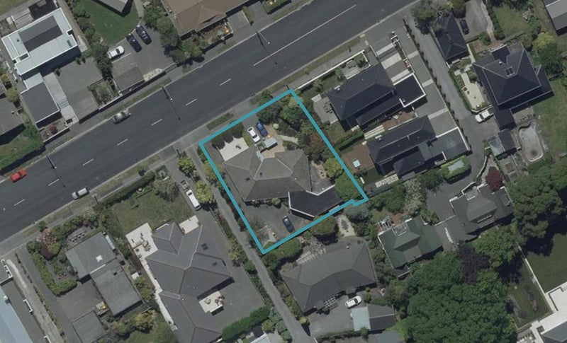 1/18 Holmwood Road, Merivale, Christchurch - Carousel 1