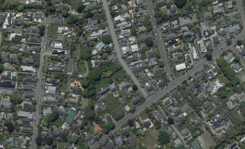 7 Thornycroft Street, Fendalton, Christchurch - Carousel 1