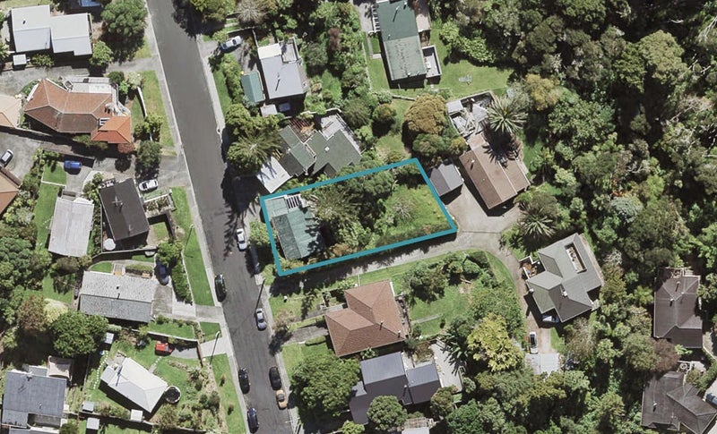 11 Glenwood Avenue, Birkenhead, Auckland - Carousel 1