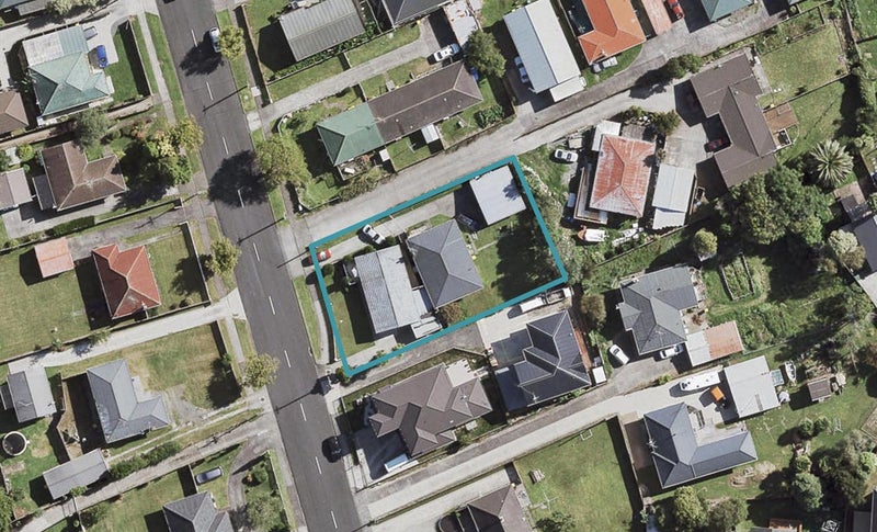 1/10 Fleming Street, Manurewa East, Auckland - Carousel 1