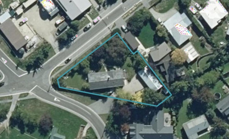 166 Tenby Street, Wānaka - Carousel 1