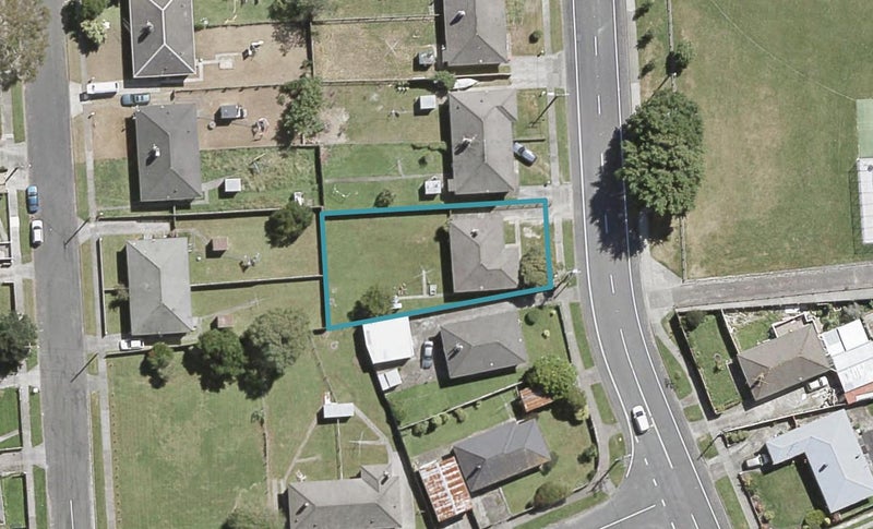 322 George Street, Stokes Valley, Lower Hutt - Carousel 1