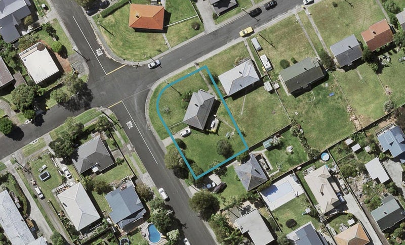80 Beresford Street, Bayswater, Auckland - Carousel 1