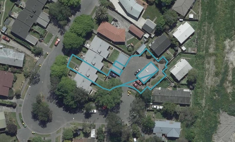 3/27 Clivedon Place, Redwood, Christchurch - Carousel 1