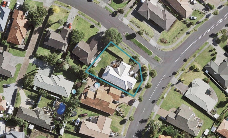 30 Tington Avenue, WATTLE DOWNS, AUCKLAND - Carousel 1