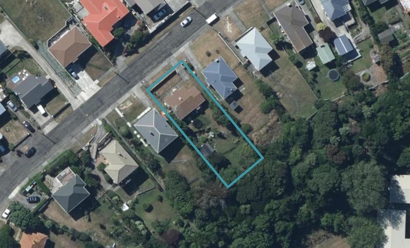 51 Waiuta Street, Titahi Bay, Porirua - Carousel 1