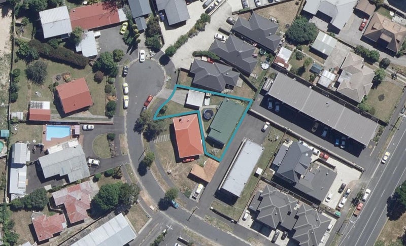 4A Tralee Place, Hillcrest, Hamilton - Carousel 1
