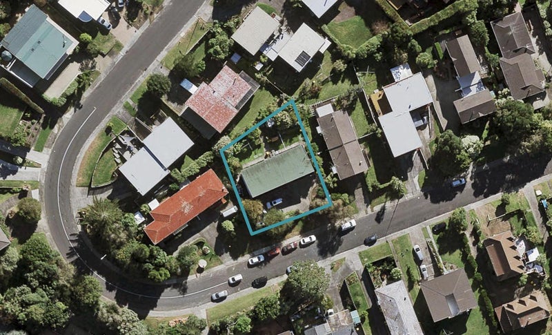 14 Girrahween Drive, Tōtara Vale, Auckland - Carousel 1