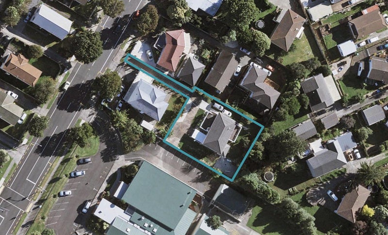60 Everglade Drive, Goodwood Heights, Auckland - Carousel 1