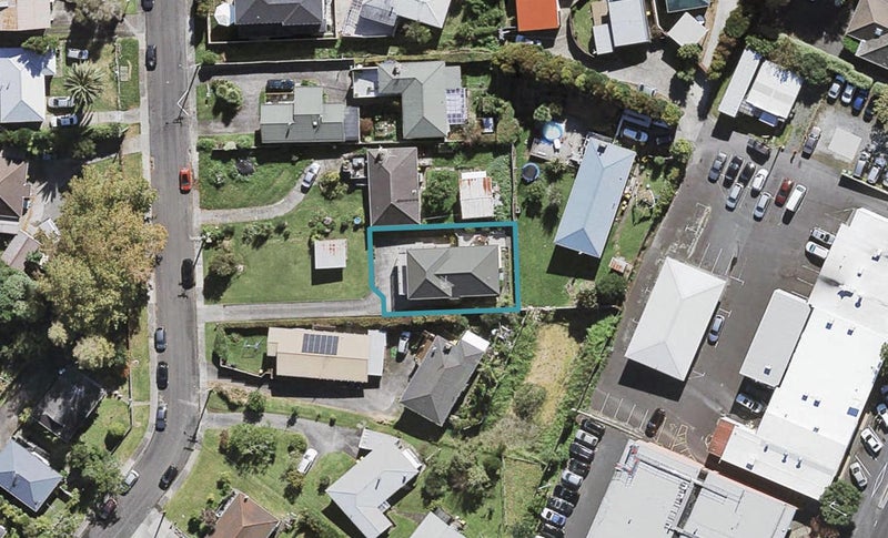 7A Sunnyfield Crescent, Glenfield, Auckland - Carousel 1