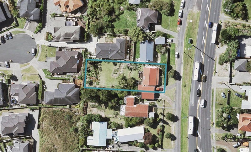 600 East Coast Road, Pinehill, Auckland - Carousel 1