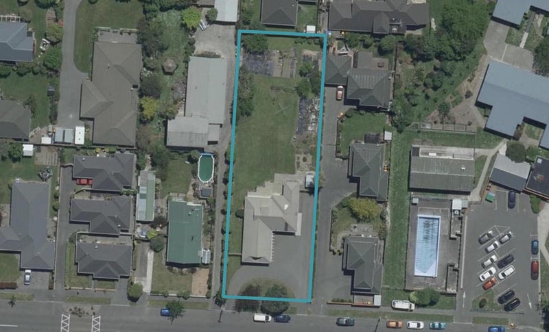 32 Tuckers Road, Redwood, Christchurch - Carousel 1