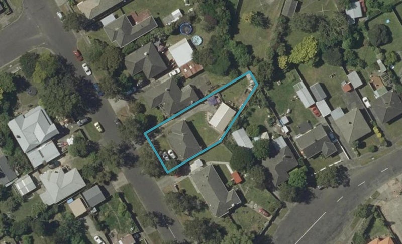 19 Webb Street, Terrace End, Palmerston North - Carousel 1