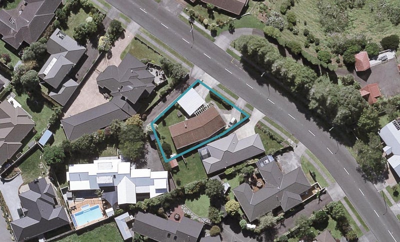 78 Branch Road, Highlands Park, New Plymouth - Carousel 1