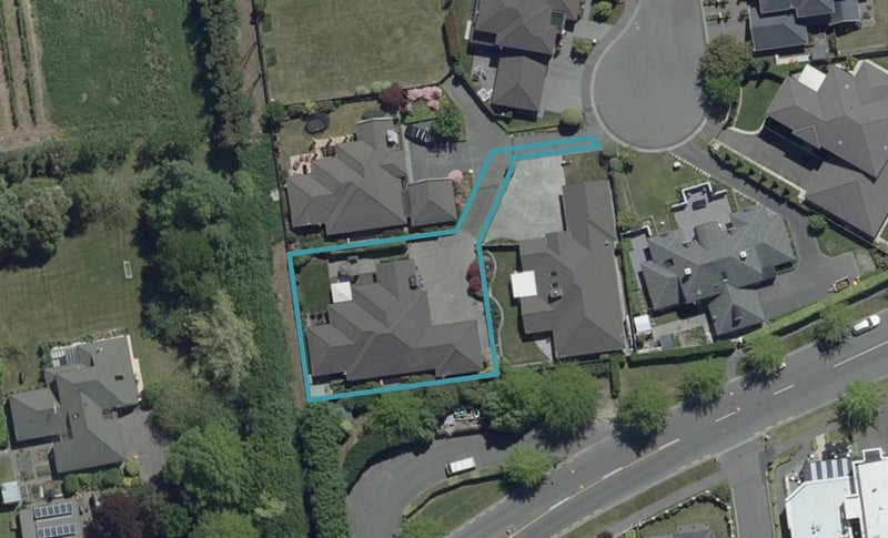 5 Royal Court, Northwood, Christchurch - Carousel 1