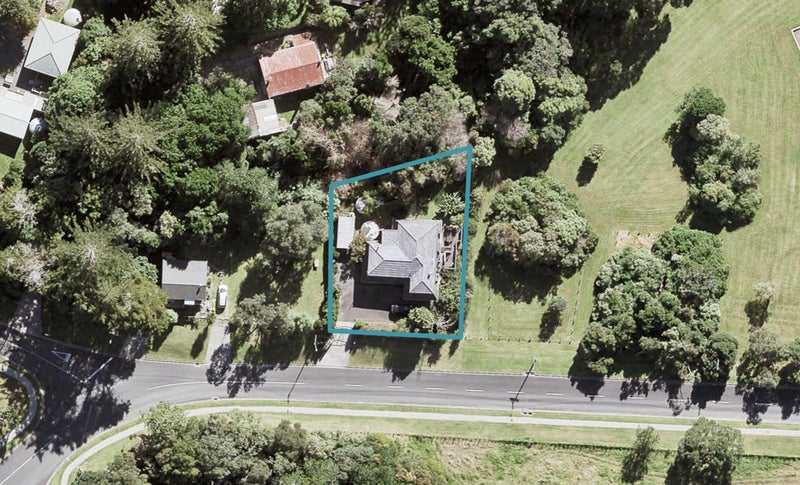 41 Howard Road, Ōrere Point - Carousel 1