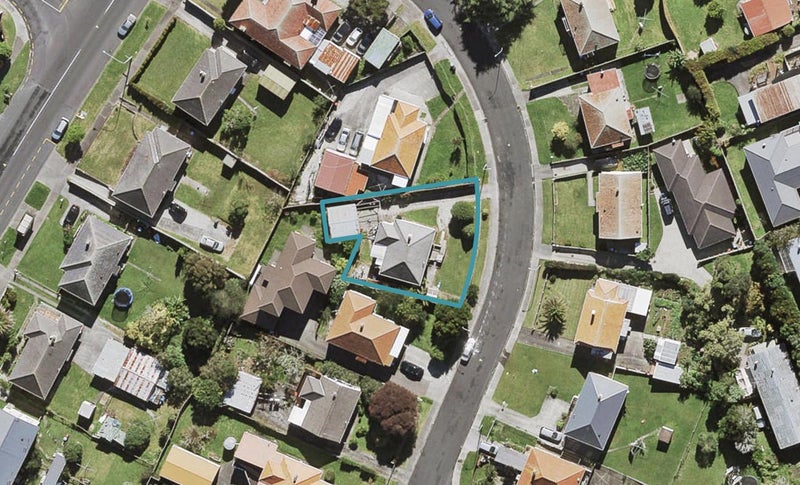 3 Elphinstone Avenue, Wesley, Auckland - Carousel 1