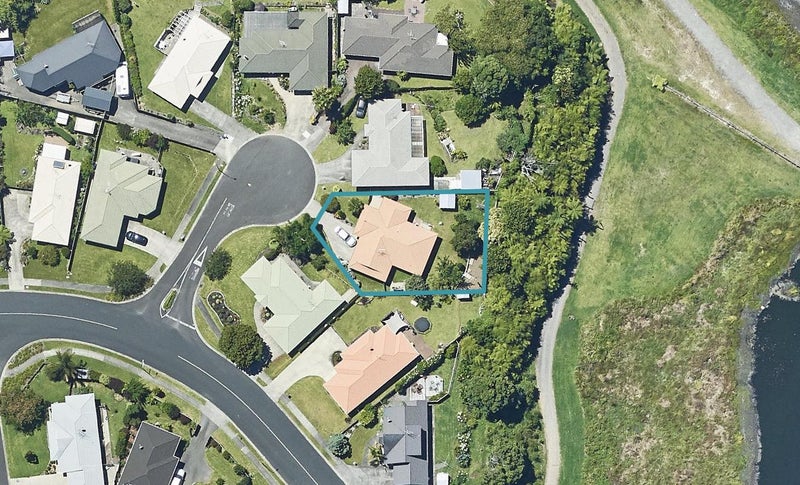 4 Grantham Close, Gate Pa, Tauranga - Carousel 1