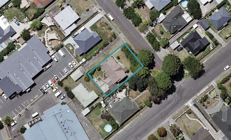 1002 Plunket Street, Saint Leonards, Hastings - Carousel 1