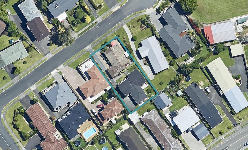10 Audrey Place, Matua, Tauranga - Carousel 1