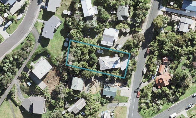 51 Stillwater Crescent, Stillwater, Silverdale - Carousel 1
