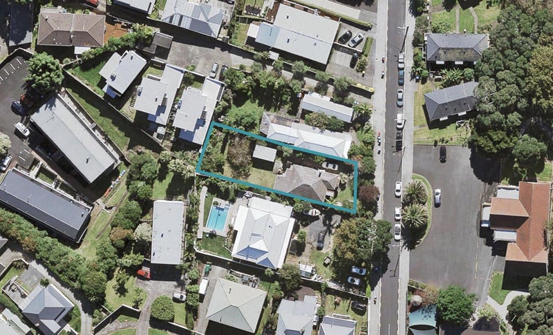 8 School Road, Morningside, Auckland - Carousel 1
