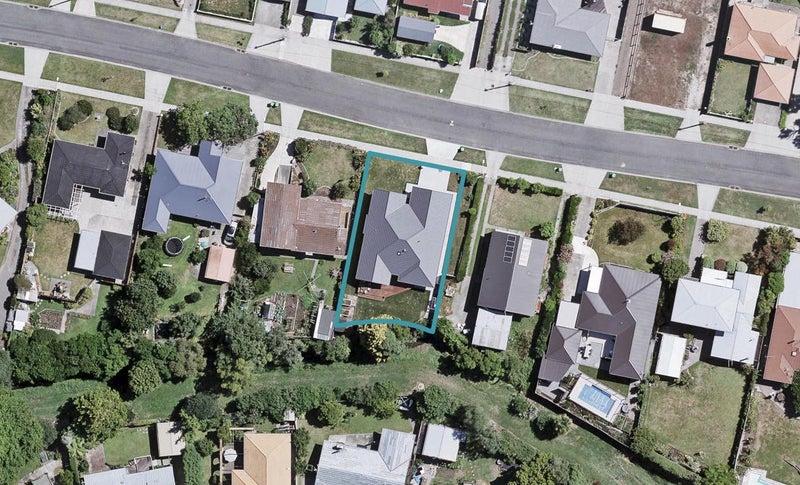 14 Golding Road, Taradale, Napier - Carousel 1