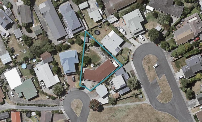 55 Olive Terrace, Paraparaumu Beach, Paraparaumu - Carousel 1