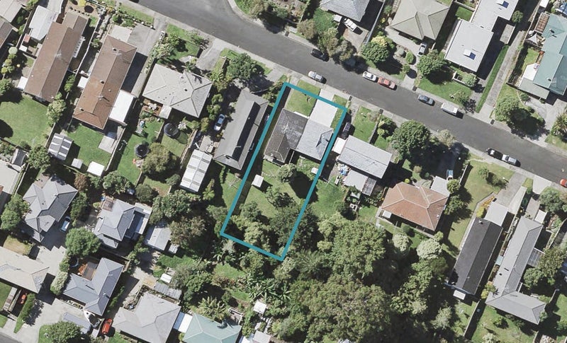 1/20 Pegler Drive, Howick, Auckland - Carousel 1