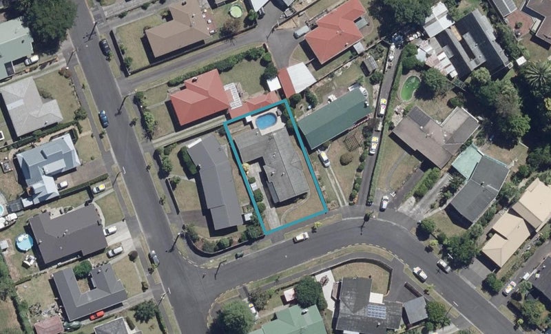 3 Carlson Crescent, Silverdale, Hamilton - Carousel 1