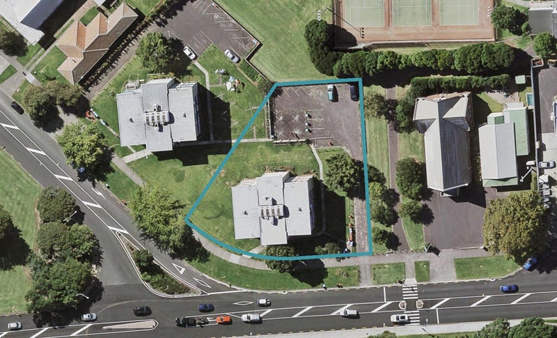 2/144 Kepa Road, Orakei, Auckland - Carousel 1