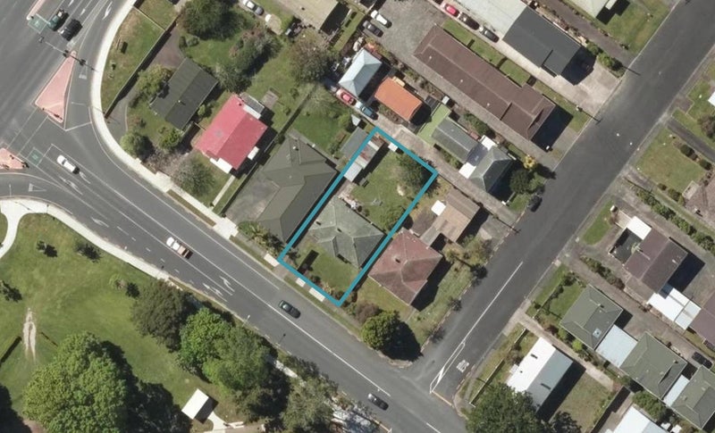 22 Central Avenue, Avenues, Whangarei - Carousel 1