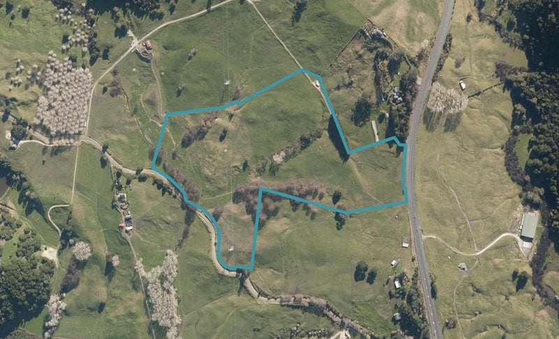 2311 State Highway 1, Maungaturoto - Carousel 1