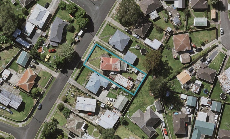 40 Tyrone Street, Otara, Auckland - Carousel 1