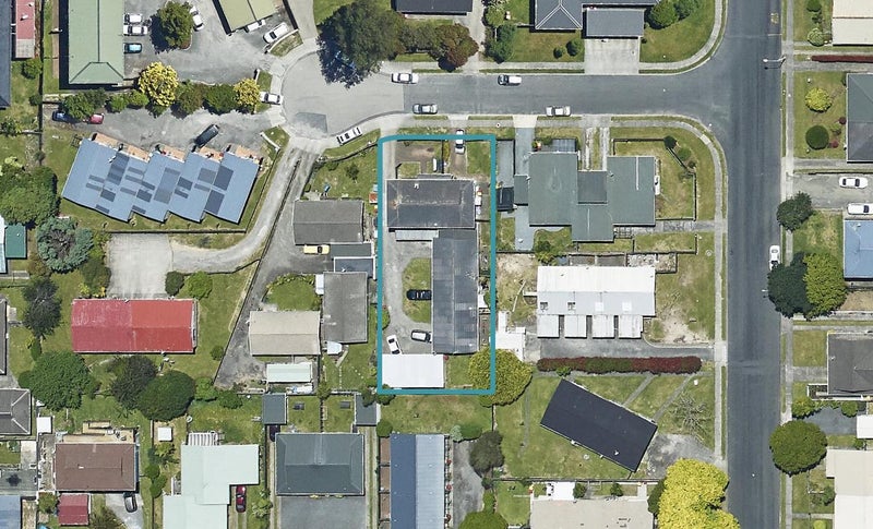 6 Trent Place, Fenton Park, Rotorua - Carousel 1