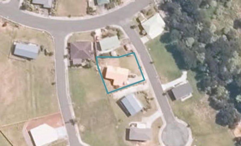 3 Magnolia Drive, Cable Bay, Cable Bay - Carousel 1